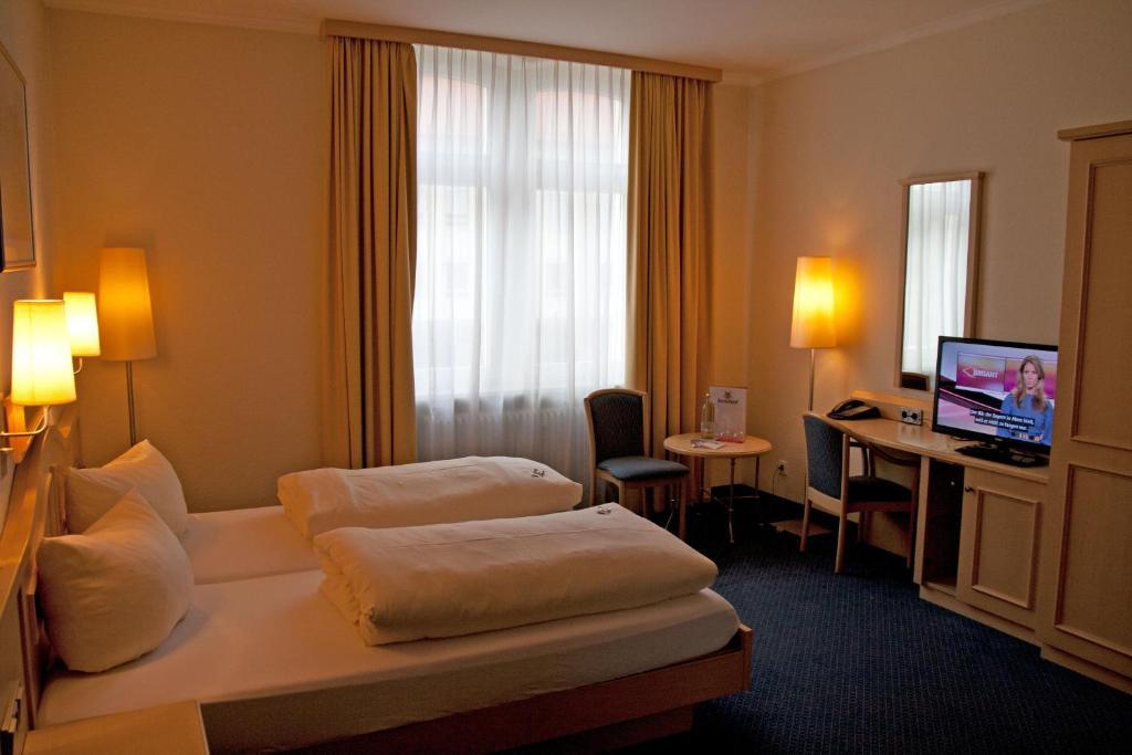 Bischofshof Braustuben Otel Regensburg Oda fotoğraf